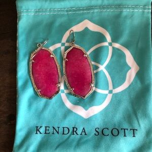 Kendra Scott earnings